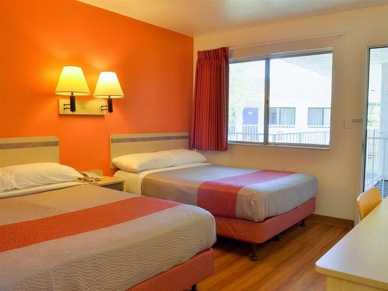 Motel 6-Santa Nella, Ca - Los Banos - Interstate 5 Екстер'єр фото